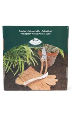 Garden Set -Home Furnishings Shop CB01041PRUNING 1