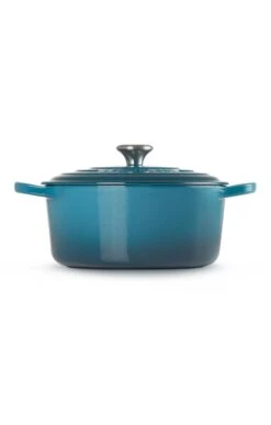 Le Creuset 28cm Round Casserole Dish -Home Furnishings Shop CF04152DEEPTEAL 2