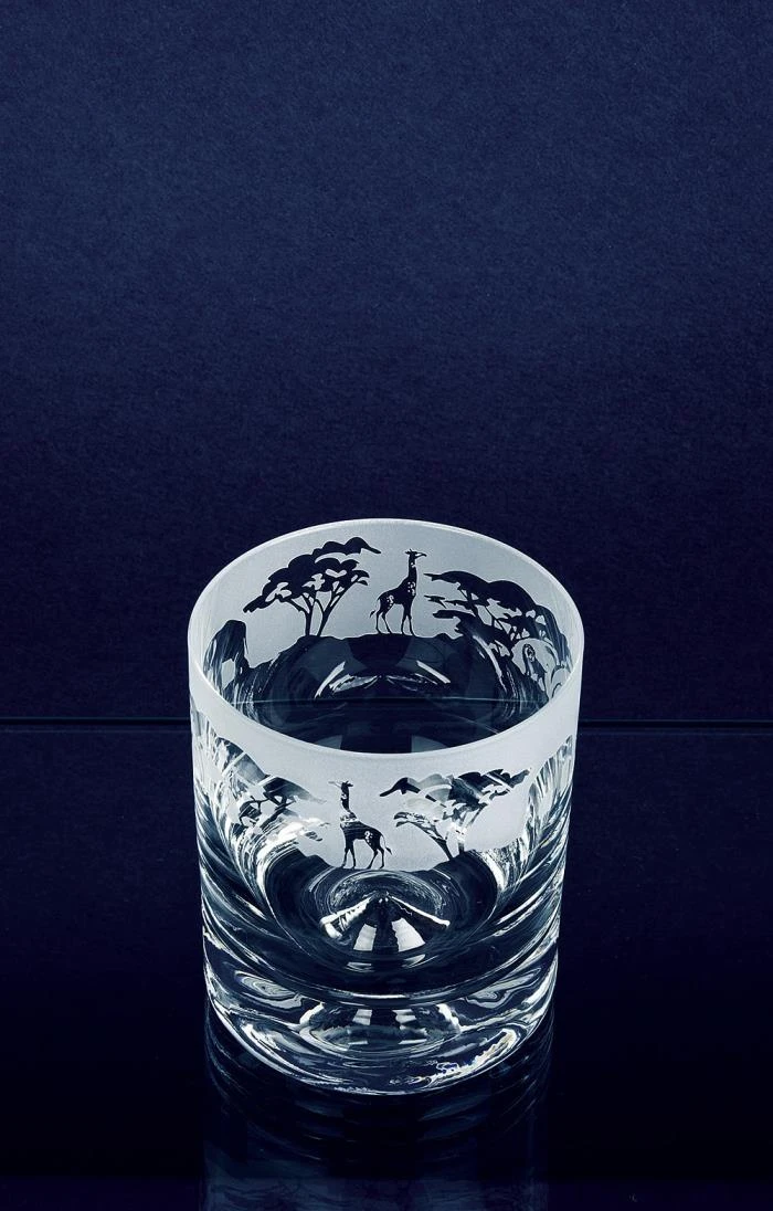 Engraved Crystal Whisky Tumbler 2 Engraved Crystal Whisky Tumbler - Image 2