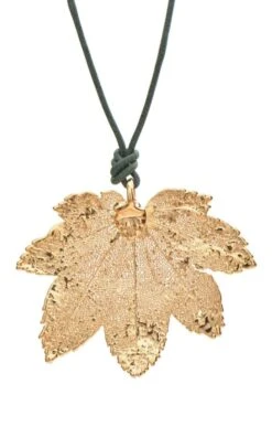 Ladies Full Moon Maple Pendant Mini Gold
